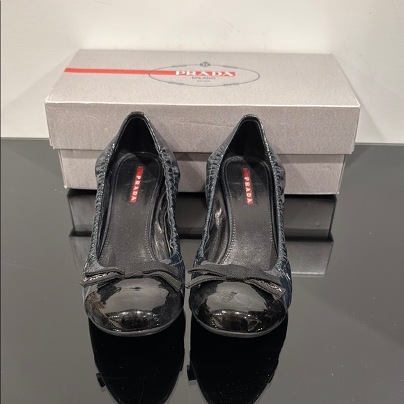 Prada Black Patent Leather Flats Timeless Design - Picture 1 of 4